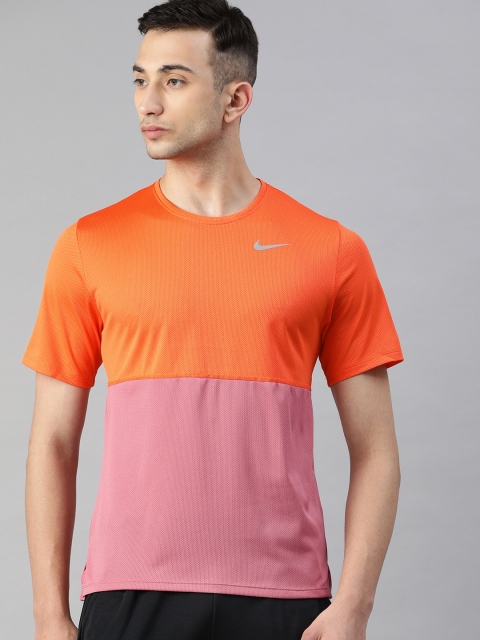 

Nike Men Orange & Pink Colourblocked Standard BREATHE RUN SS Dri-FIT Round Neck T-shirt