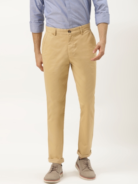 

United Colors of Benetton Men Khaki Slim Fit Solid Chinos