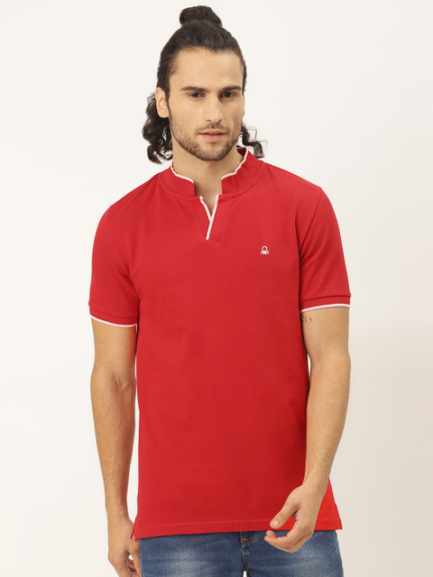 

United Colors of Benetton Men Red Solid Mandarin Collar T-shirt