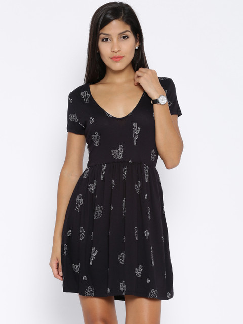 

ONLY Black Printed Fit & Flare Dress