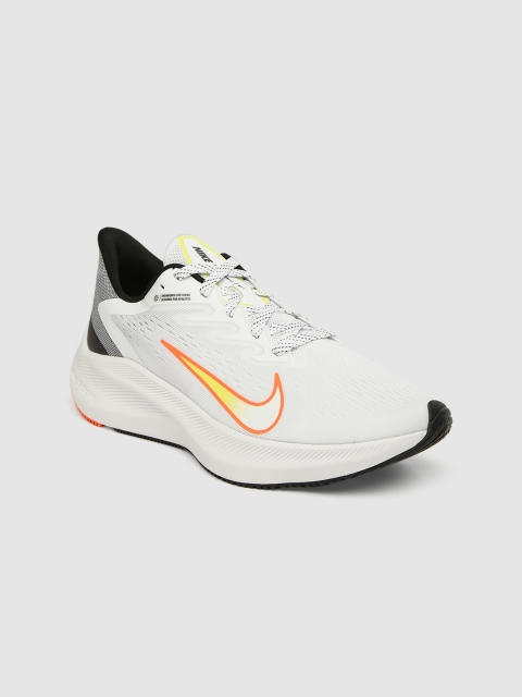 

Nike Women White ZOOM WINFLO 7 Running Shoes