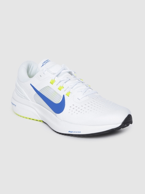 

Nike Men White AIR ZOOM VOMERO 15 Running Shoes