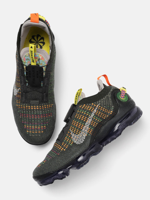 

Nike Men Charcoal Grey Printed AIR VAPORMAX 2020 FK Slip-on Sneakers
