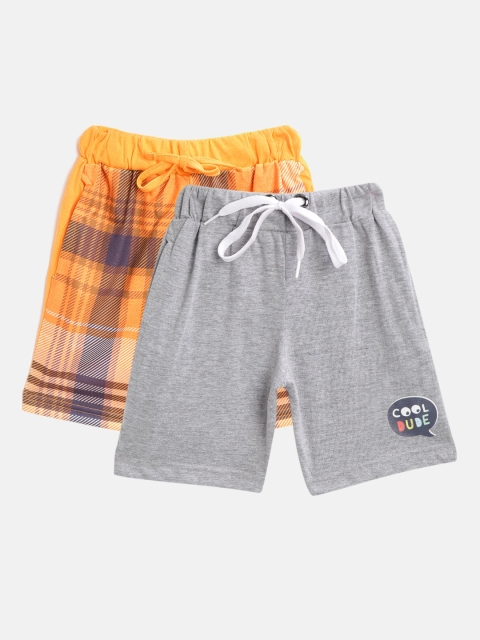 

Eteenz Boys Pack Of 2 Assorted Pure Cotton Regular Fit Shorts