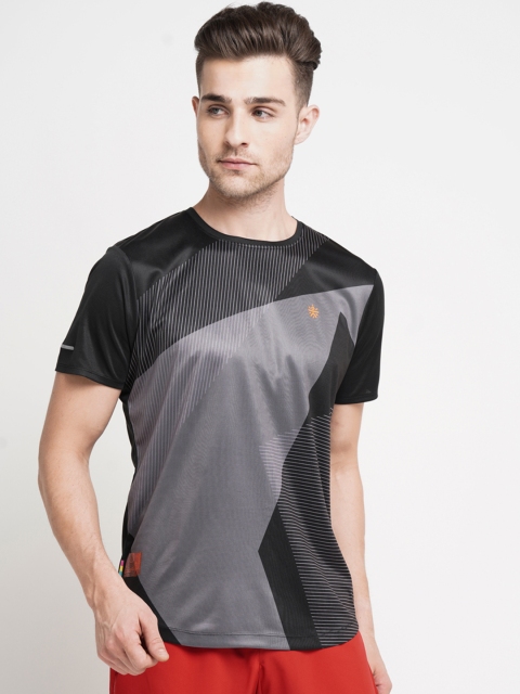 

Cultsport Men Black & Grey Colourblocked Round Neck T-shirt
