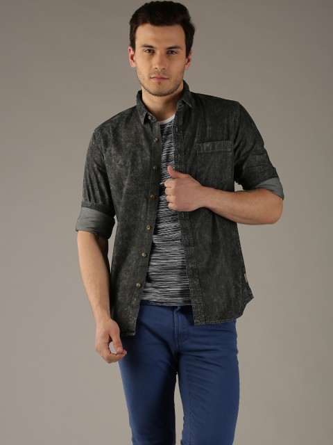 

Flying Machine Black Washed Casual Shirt
