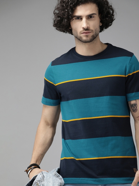 

Roadster Men Blue & Black Striped Round Neck T-shirt