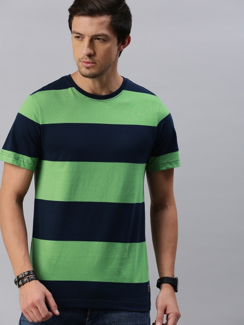 

Roadster Men Green Striped Round Neck Pure Cotton T-shirt