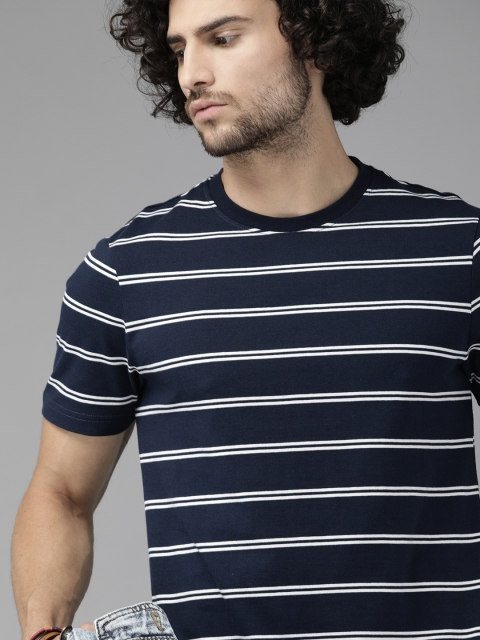 

Roadster Men Navy Blue White Striped Round Neck Pure Cotton T-shirt