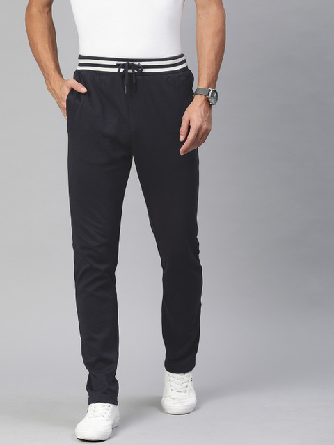 

Indian Terrain Men Black Solid Slim Fit Joggers, Navy blue