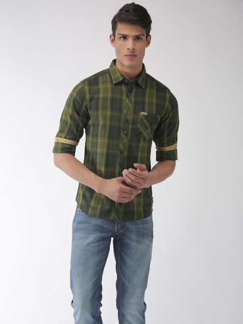 

Flying Machine Men Olive Green Checked Casual Shirt