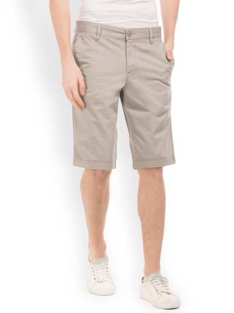 

Flying Machine Men Khaki Regular Fit Solid Shorts
