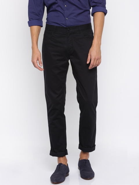 

Flying Machine Men Black Solid Slim Fit Flat-Front Trousers