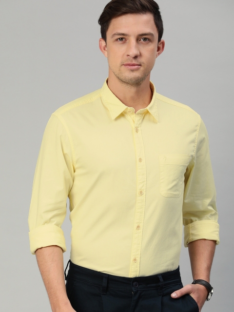 

Indian Terrain Men Yellow Slim Fit Solid Smart Casual Shirt