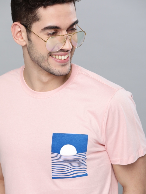 

Mast & Harbour Men Peach-Coloured Solid Pure Cotton Round Neck T-shirt