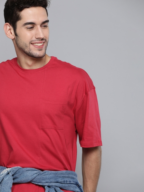 

Mast & Harbour Men Red Solid Round Neck Pure Cotton T-shirt