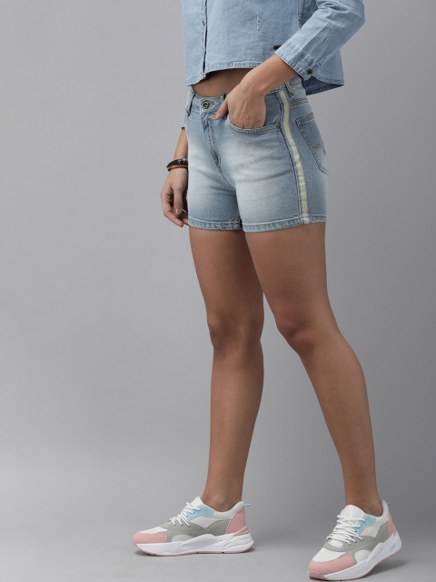 

The Roadster Lifestyle Co Women Blue Washed Regular Fit Denim Shorts