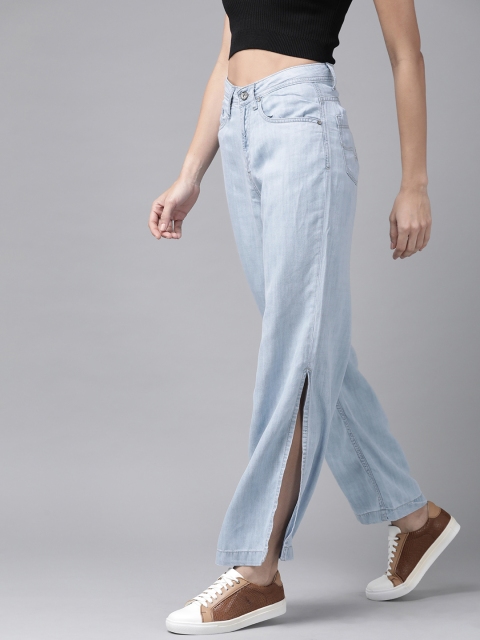 

The Roadster Lifestyle Co Women Blue High Rise Wide Leg Slit Jeans