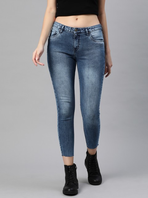 

The Roadster Lifestyle Co Women Navy Blue Solid Super Skinny Mid-Rise Light Fade Stretchable Cropped Jeans