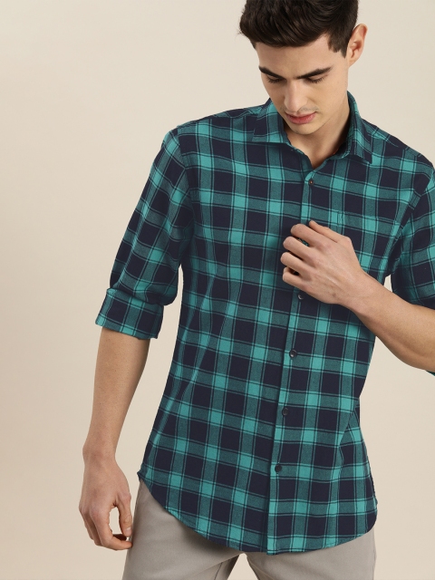 

INVICTUS Men Green & Black Slim Fit Checked Casual Shirt
