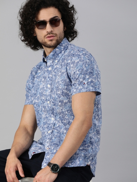 

Tommy Hilfiger Men White & Blue Slim Fit Tropical Printed Casual Shirt