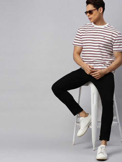 

Tommy Hilfiger Men White & Red Self Design Round Neck T-shirt