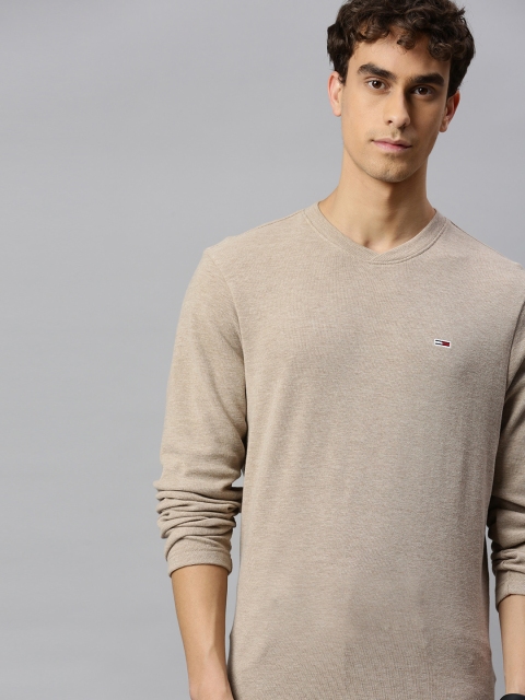 

Tommy Hilfiger Men Beige Solid Round Neck T-shirt