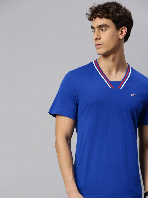 

Tommy Hilfiger Men Blue Pure Cotton Solid V-Neck T-shirt
