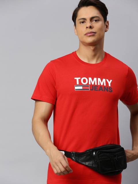 

Tommy Hilfiger Men Red Printed Round Neck Organic Cotton T-shirt