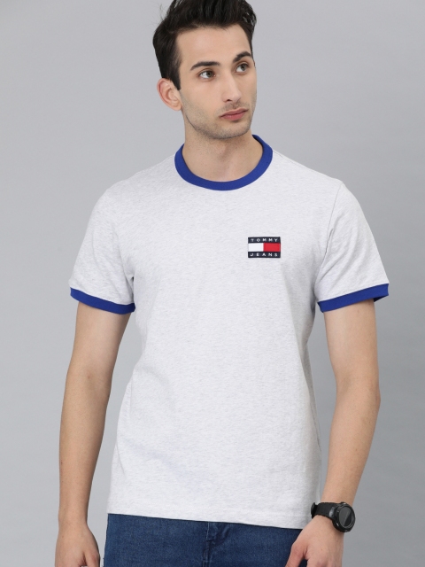 

Tommy Hilfiger Men Grey Melange Solid Round Neck T-shirt