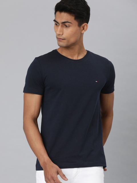 

Tommy Hilfiger Men Navy Blue Solid Round Neck T-shirt