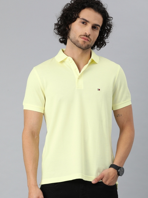 

Tommy Hilfiger Men Cream-Coloured Solid Polo Collar T-shirt