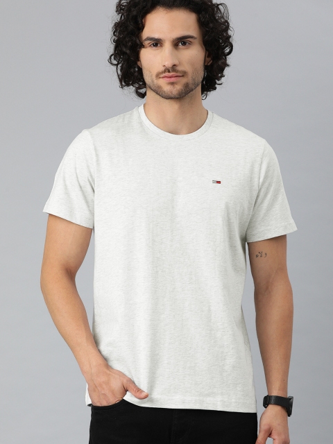 

Tommy Hilfiger Men Grey Solid Organic Cotton Round Neck T-shirt