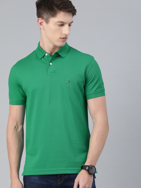 

Tommy Hilfiger Men Green Solid Polo Collar T-shirt