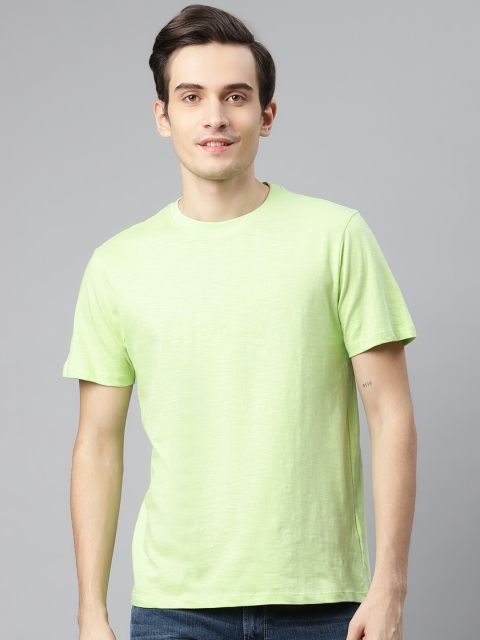 

Mast Harbour Men Green Pure Cotton Solid Round Neck Pure Cotton T-shirt