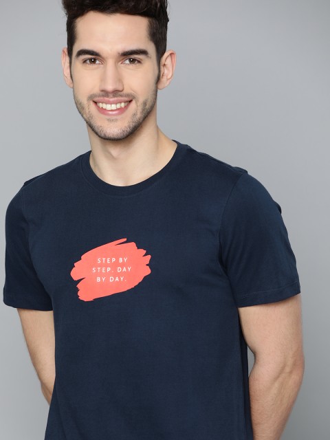 

Mast & Harbour Men Navy Blue Printed Pure Cotton Round Neck T-shirt