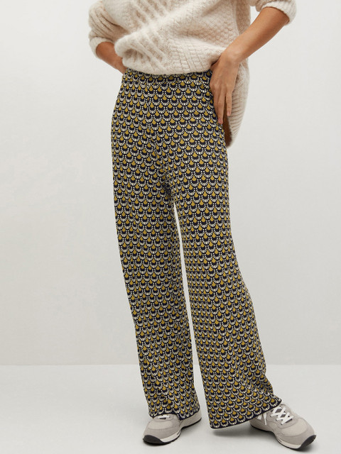 

MANGO Women Green & Black Regular Fit Geometric Print Knitted Winter Parallel Trousers