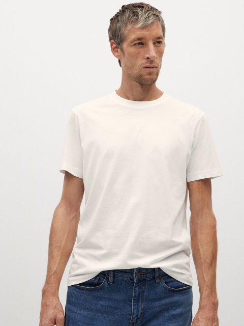 

MANGO MAN White Organic Cotton Solid Round Neck T-shirt