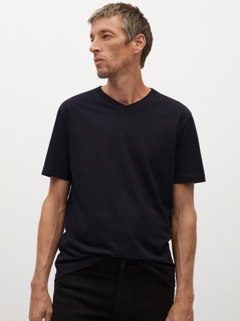 

MANGO MAN Black Solid Sustainable Organic Cotton V-Neck T-shirt