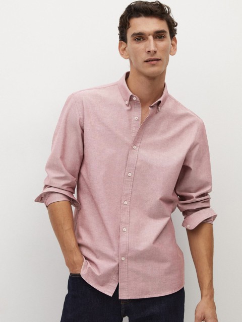 

MANGO MAN Sustainable Pink Pure Cotton Oxford Weave Regular Fit Solid Casual Shirt