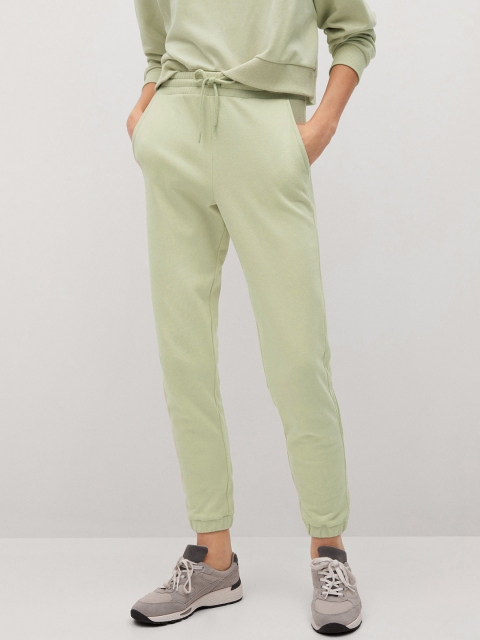 

MANGO Women Green Pure Cotton Relaxed Fit Solid Cropped Joggers