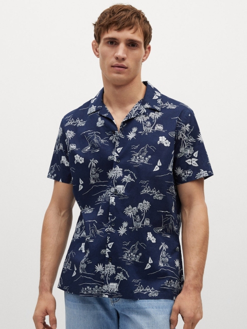 

MANGO MAN Men Navy Blue & White Regular Fit Floral Print Pure Cotton Casual Shirt
