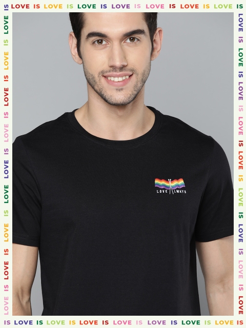

Mast & Harbour Men Black Pure Cotton Solid Round Neck T-shirt