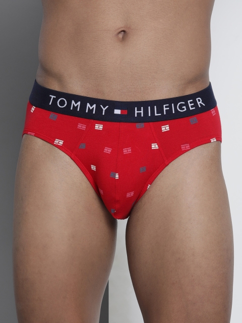 

Tommy Hilfiger Men Red & White Printed Briefs - P0AB1127
