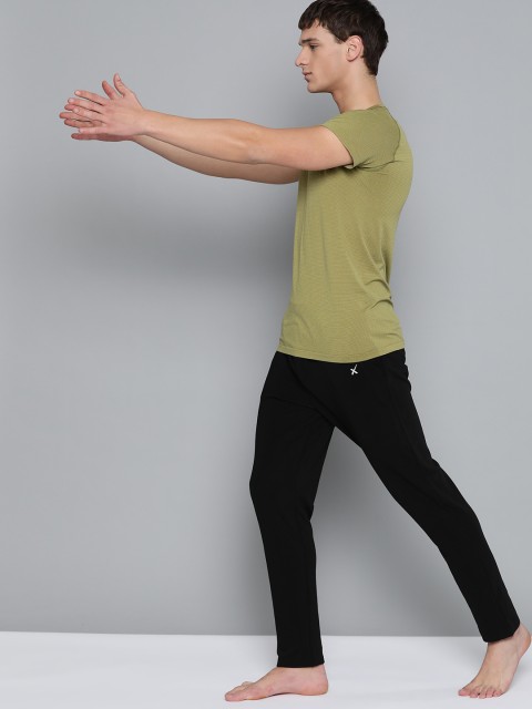 

HRX By Hrithik Roshan Men Ochre Melange Solid Seamless Melange Rapid-Dry Yoga Tshirt, Olive