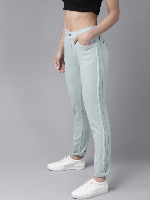 

The Roadster Lifestyle Co Women Blue Knitted Slim Fit Solid Chinos