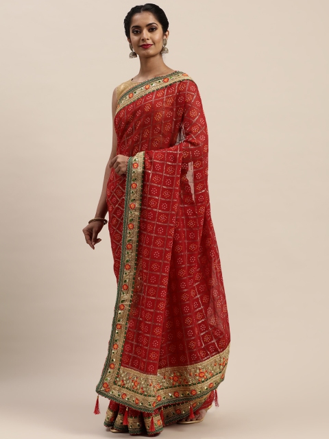 

VASTRANAND Maroon & Golden Printed Bandhani Saree