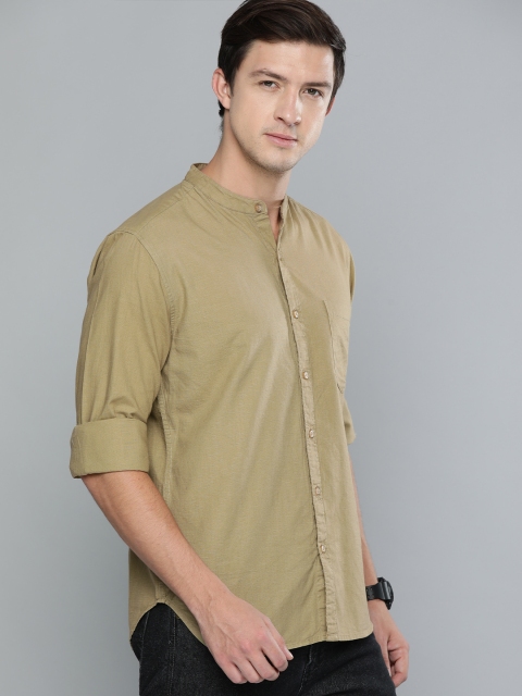 

Harvard Men Khaki Regular Fit Solid Casual Shirt
