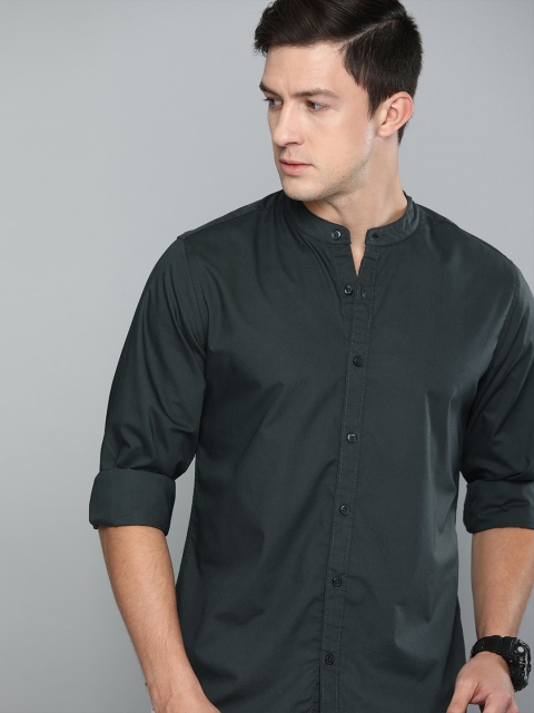 

Harvard Men Black Regular Fit Solid Casual Shirt