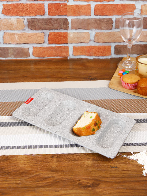 

HAZEL Unisex Grey Aluminium Granite Finish Non-Stick Microwave Safe Small Baking Mould